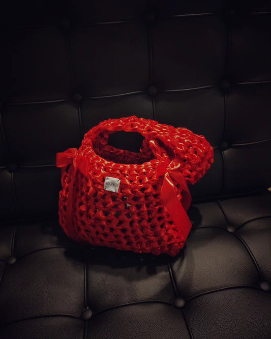 Red Ribbon Bag - Sac à main en ruban rouge crocheté